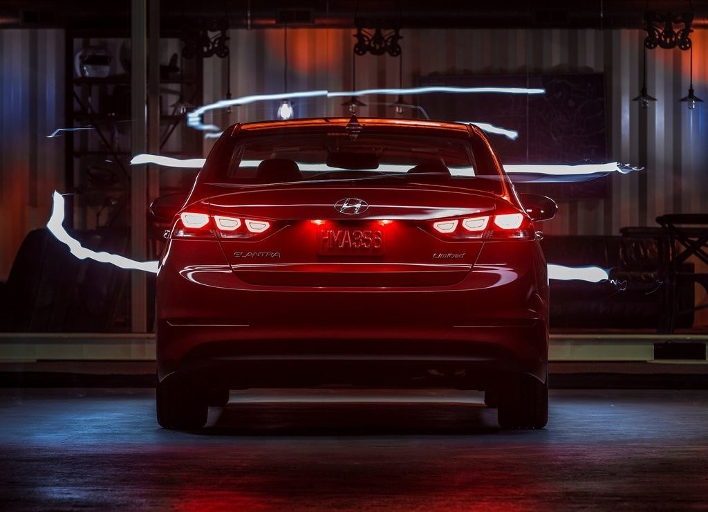 2017 - HYUNDAI ELANTRA, foto 17