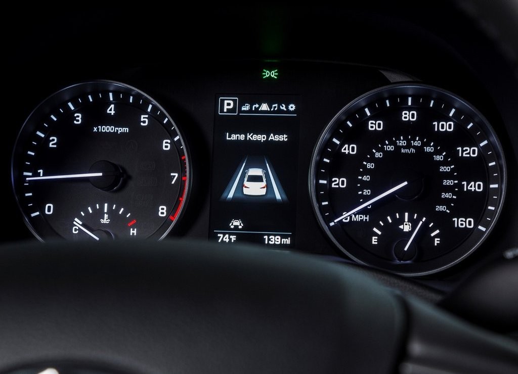 2017 - HYUNDAI ELANTRA, foto 30