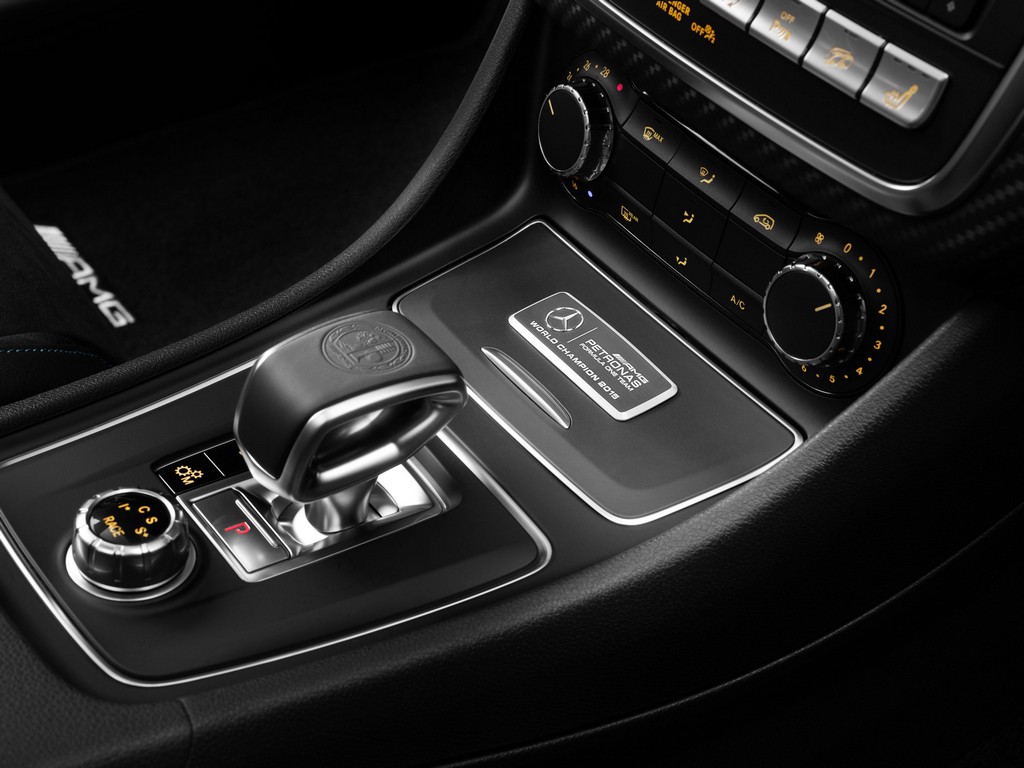 2015 - MERCEDES-AMG A 45 4MATIC CHAMPIONS EDITION, foto 4