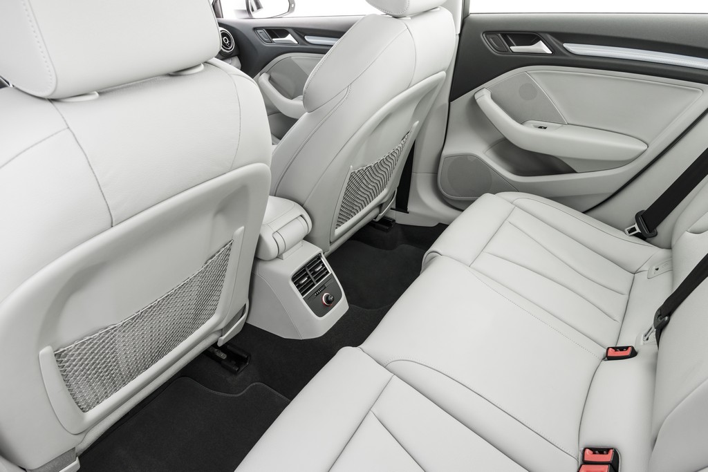 2016 - AUDI A3 SEDAN AMBITION, foto 42