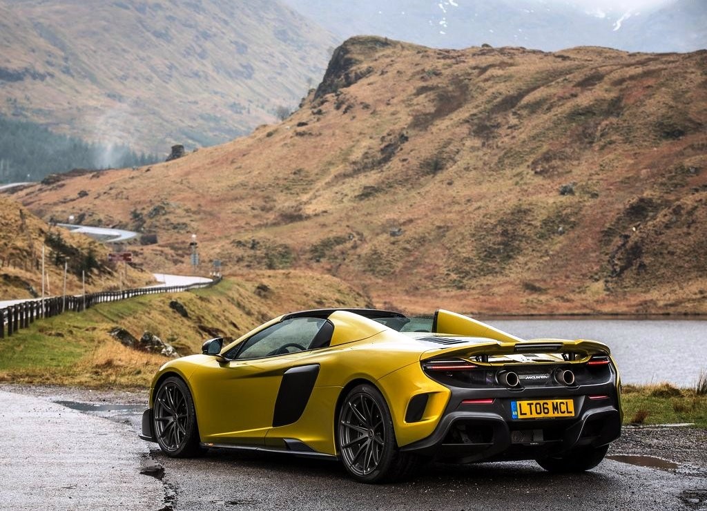 2017 - McLAREN 675LT SPIDER, foto 24