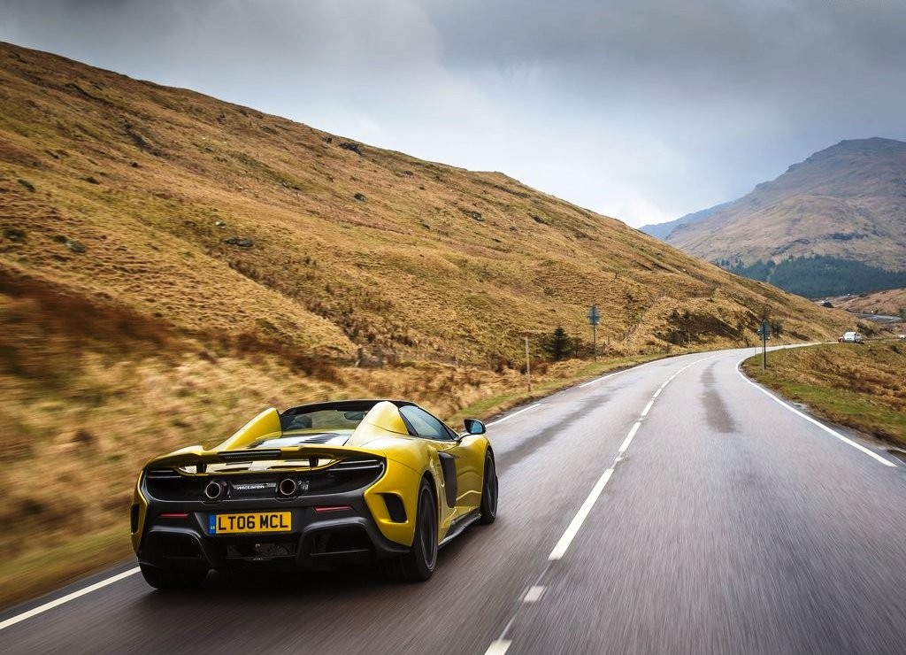 2017 - McLAREN 675LT SPIDER, foto 25