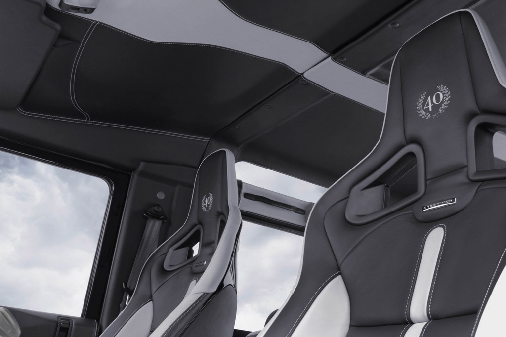 2015 - LAND ROVER DEFENDER ANNIVERSARY EDITION BY OVERFINCH, foto 14