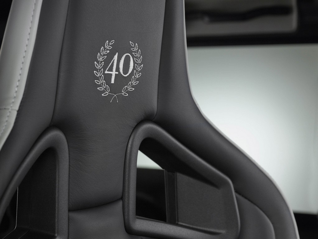 2015 - LAND ROVER DEFENDER ANNIVERSARY EDITION BY OVERFINCH, foto 17