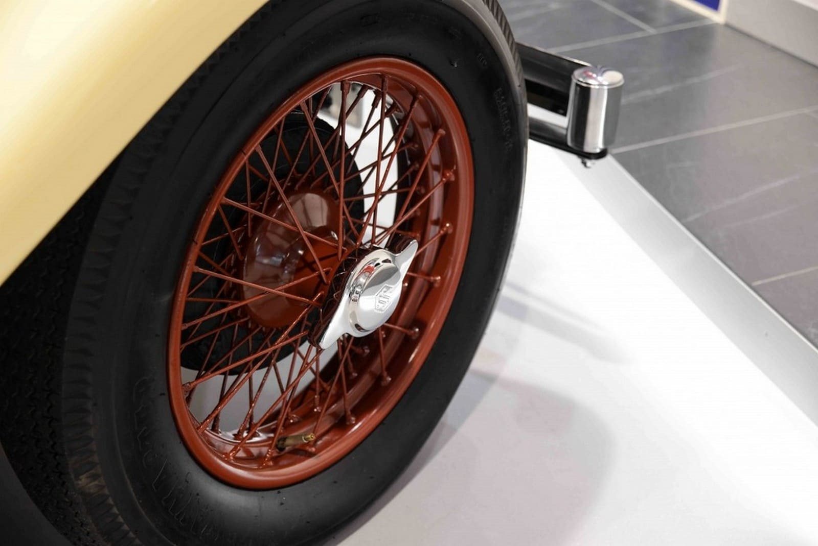 1934 - JAGUAR SS-1 FOUR LIGHT SALOON YELLOW, foto 15
