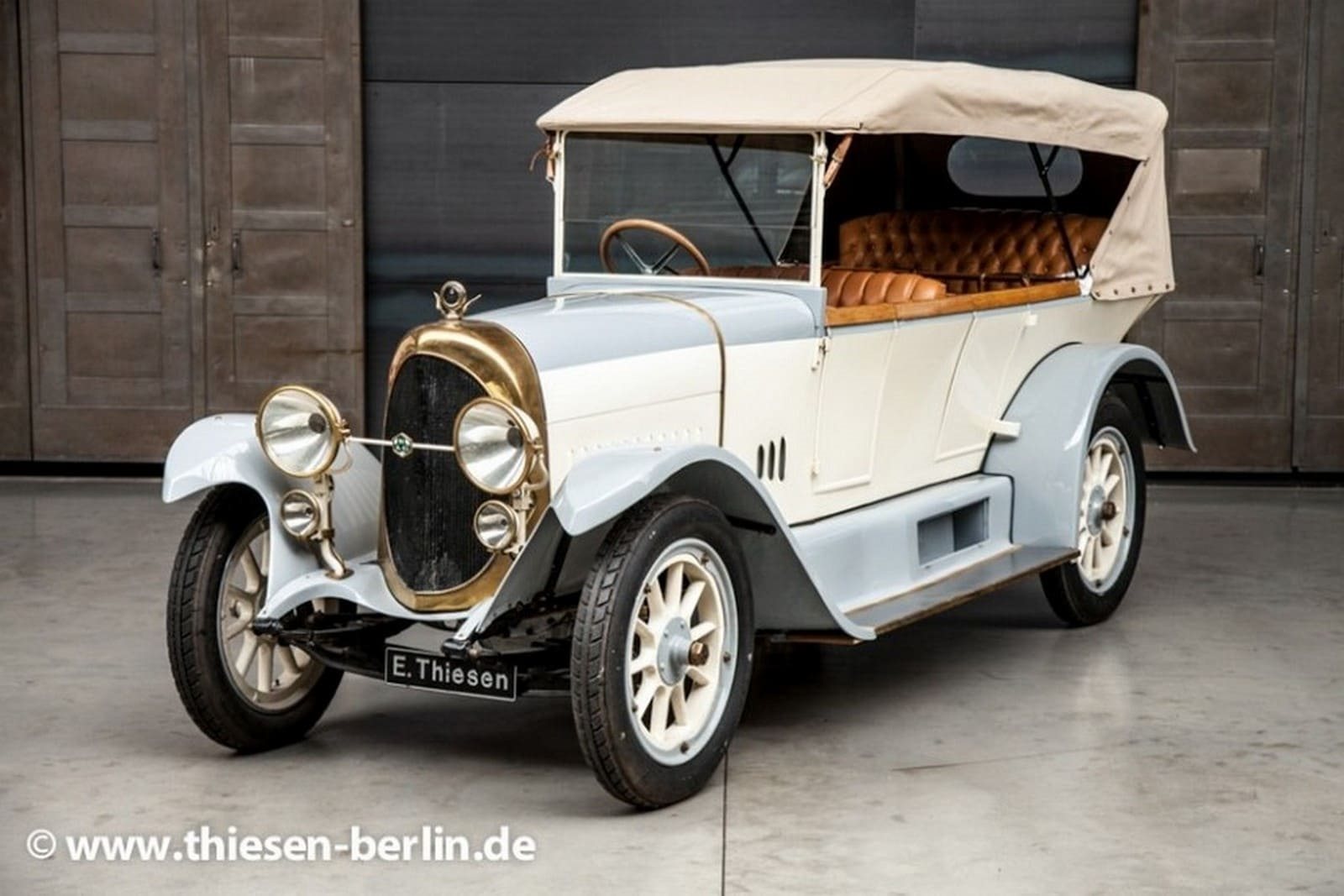 NAG D4 PHAETON, foto 1