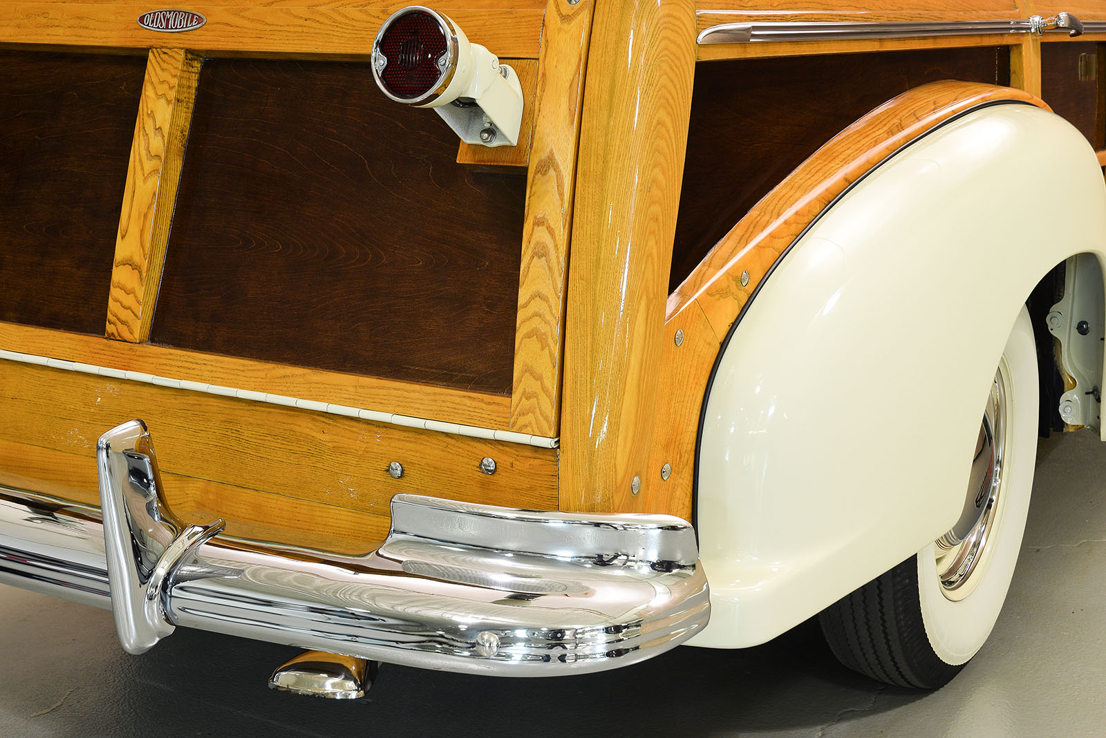 1941 - OLDSMOBILE SERIES 66 STATION WAGON, foto 26