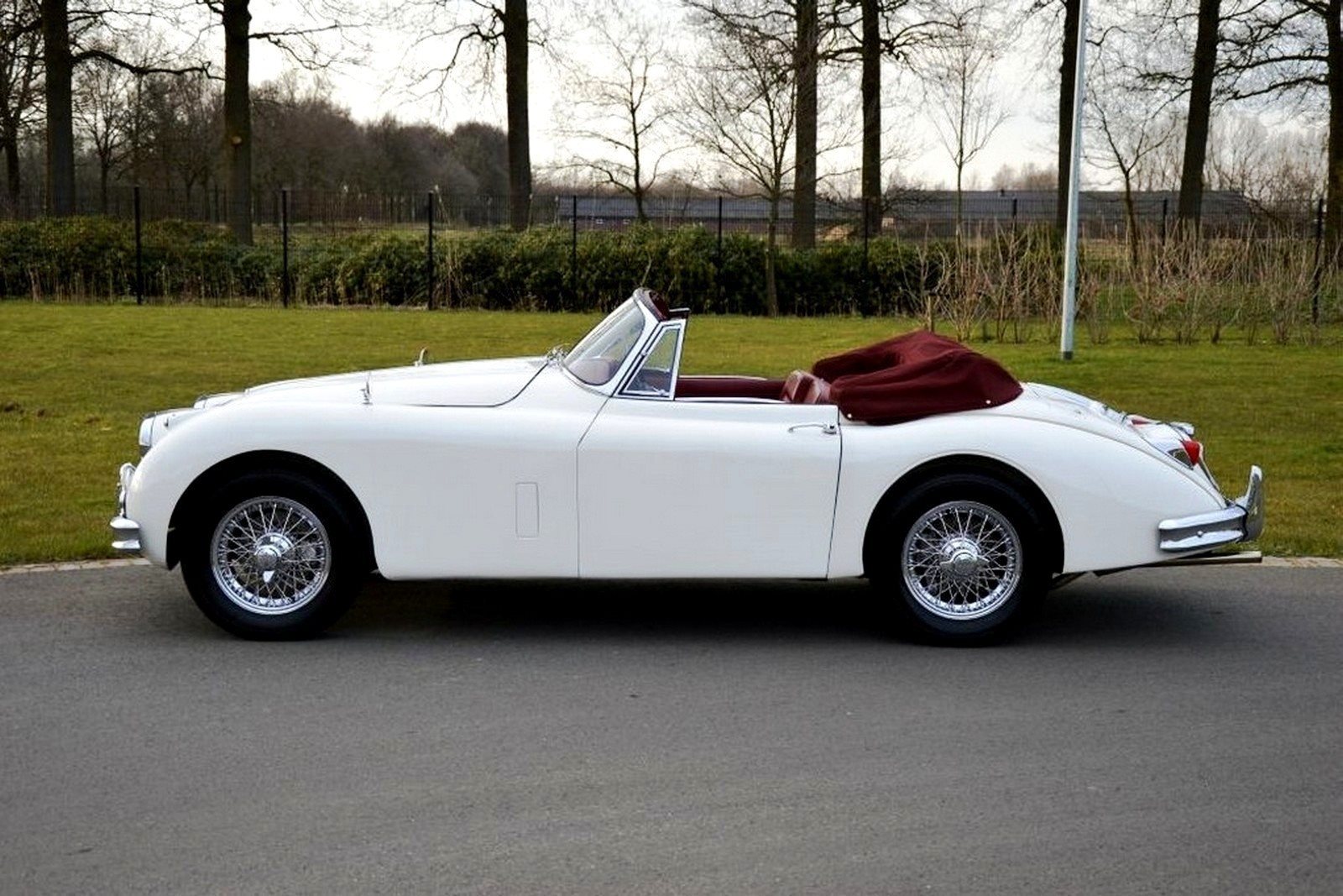 1957 - JAGUAR XK150 ROADSTER WHITE, foto 2