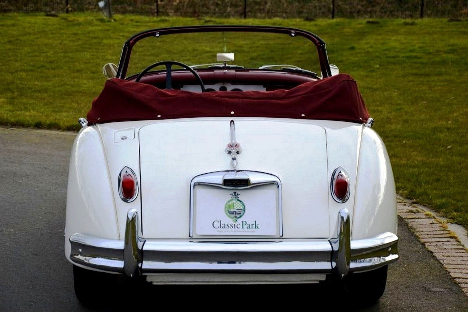 1957 - JAGUAR XK150 ROADSTER WHITE, foto 4