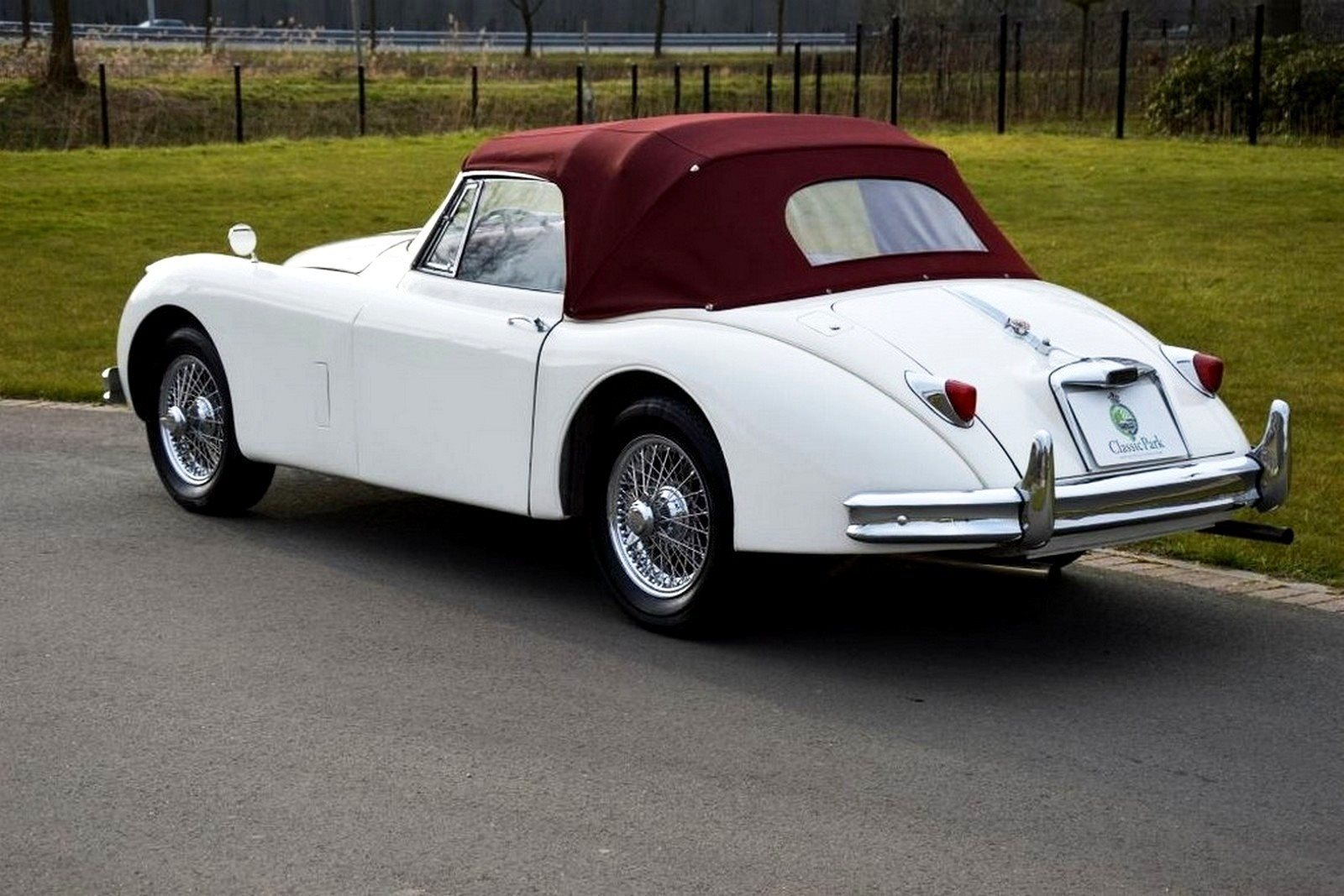 1957 - JAGUAR XK150 ROADSTER WHITE, foto 13
