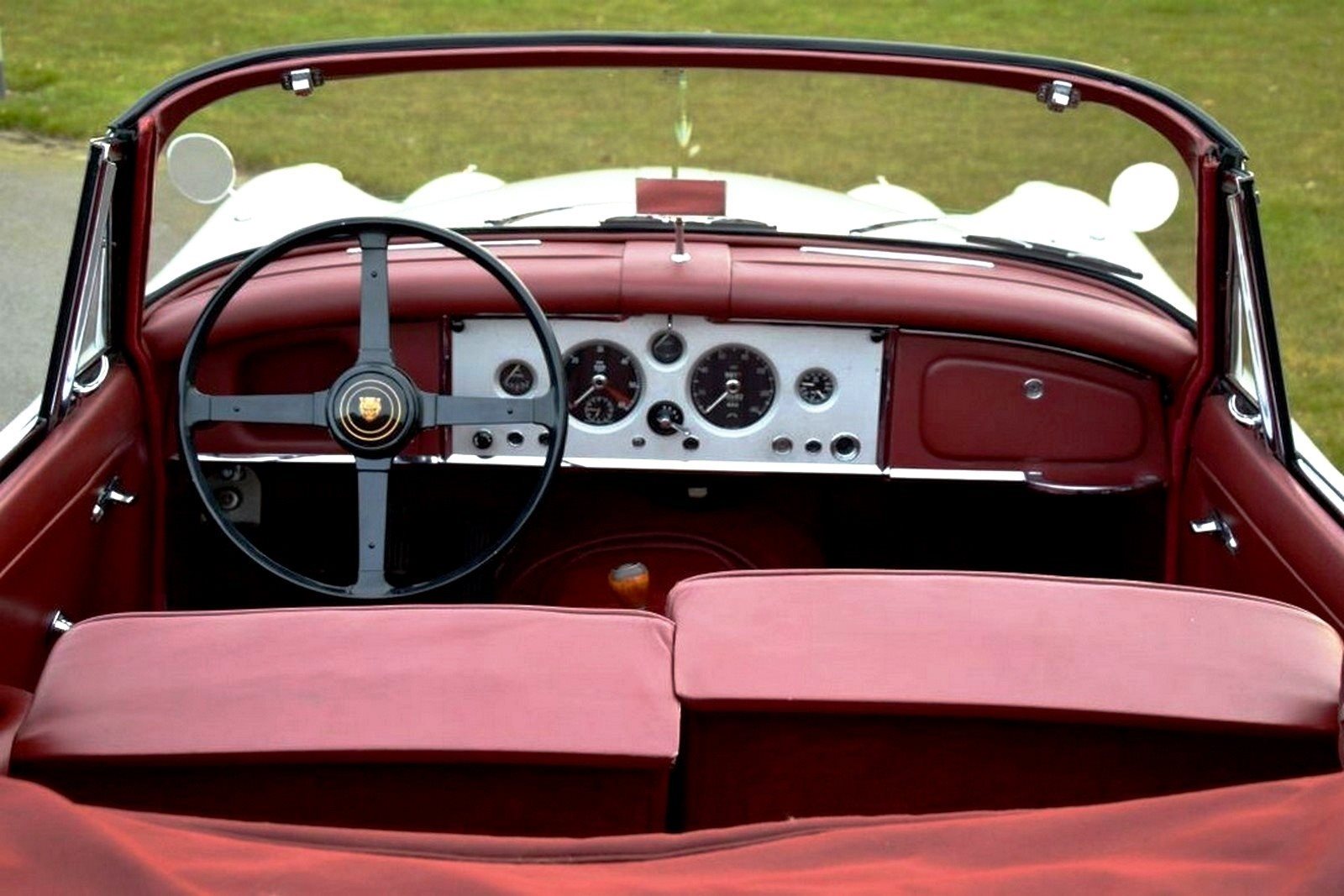 1957 - JAGUAR XK150 ROADSTER WHITE, foto 34