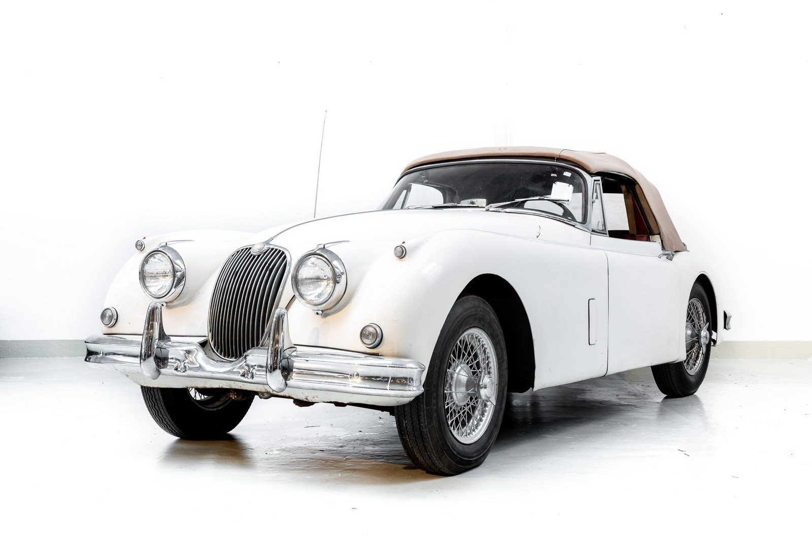 1957 - JAGUAR XK150 ROADSTER WHITE, foto 52
