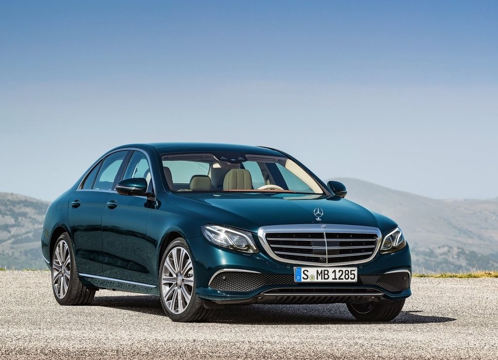 MERCEDES-BENZ E CLASS, foto 2