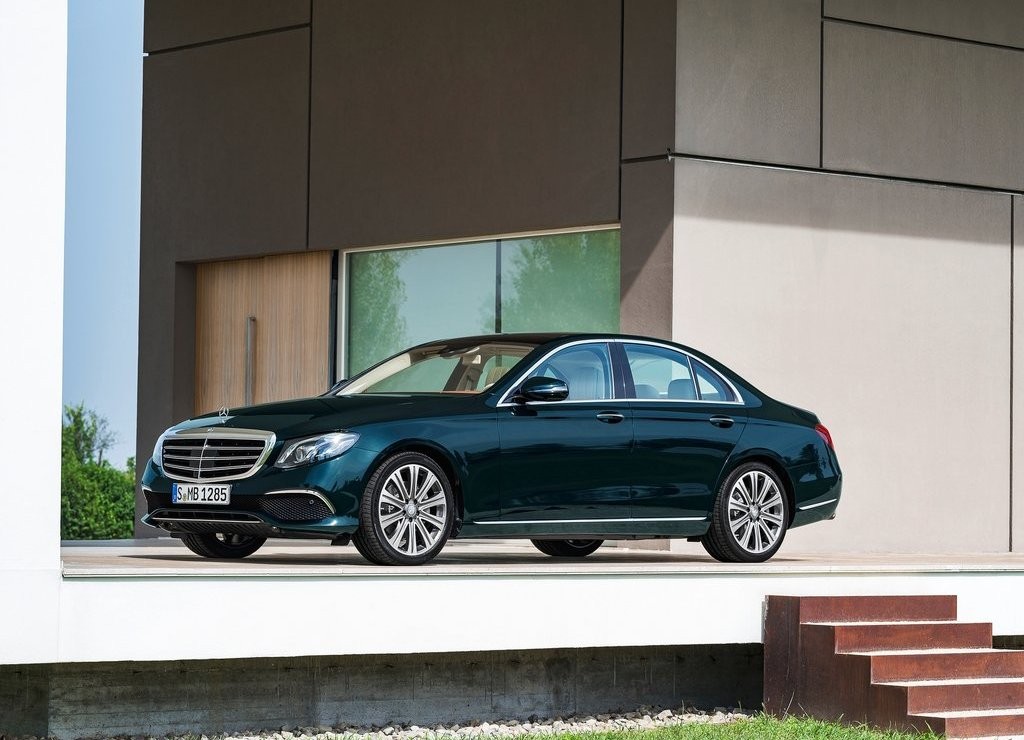 MERCEDES-BENZ E CLASS, foto 1