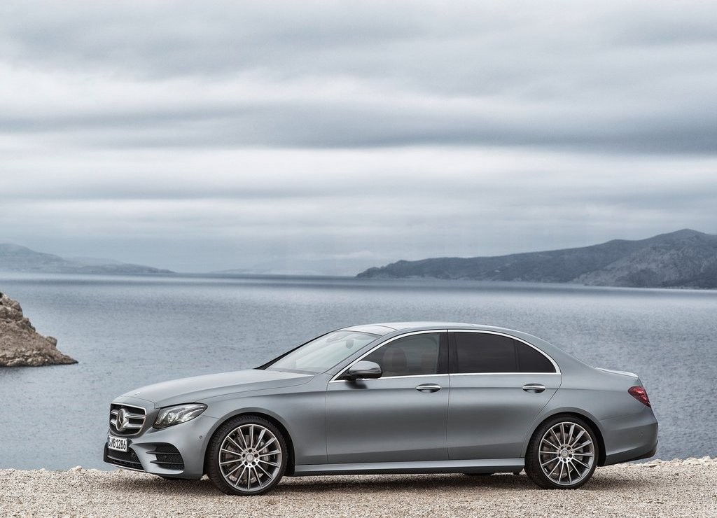 MERCEDES-BENZ E CLASS, foto 6