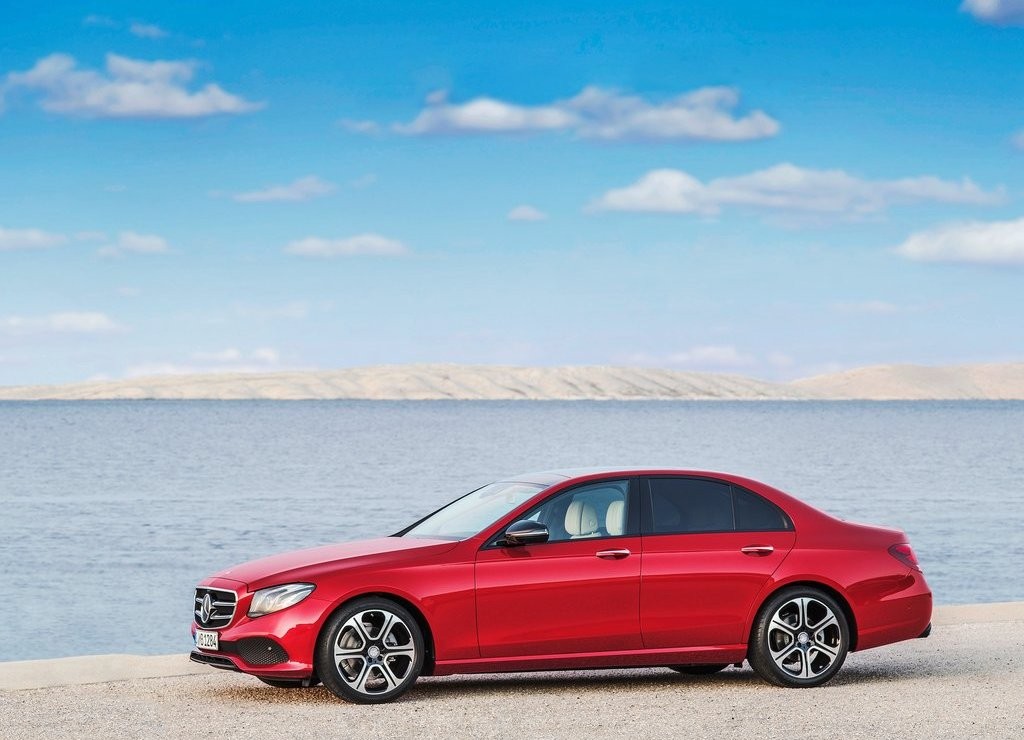 MERCEDES-BENZ E CLASS, foto 9