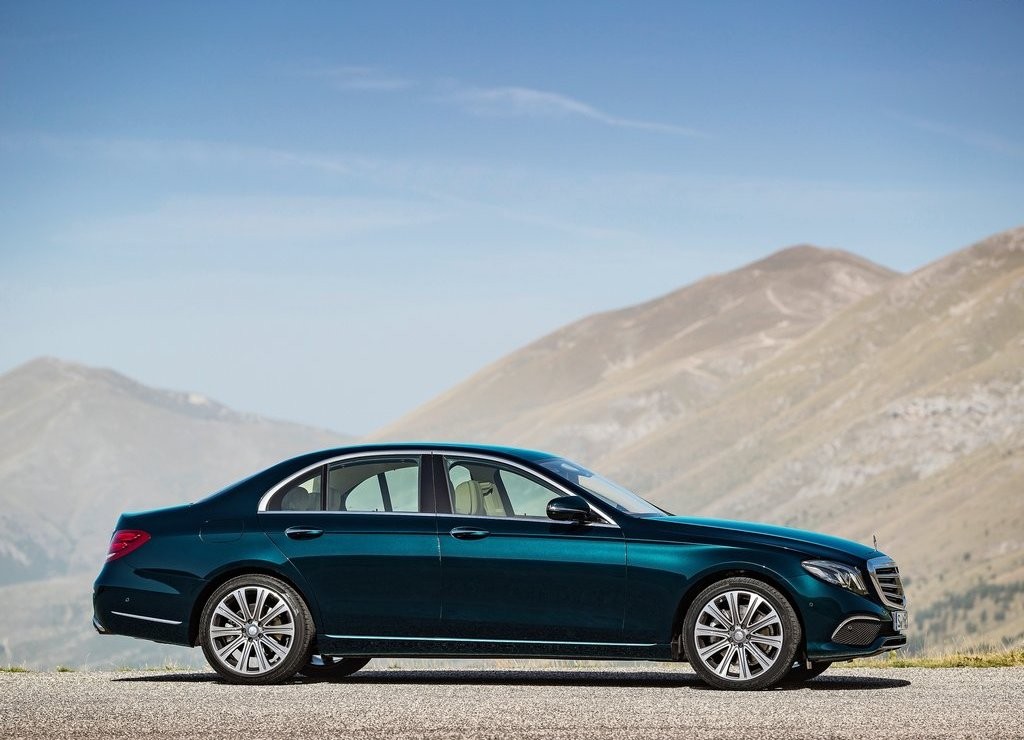 MERCEDES-BENZ E CLASS, foto 21