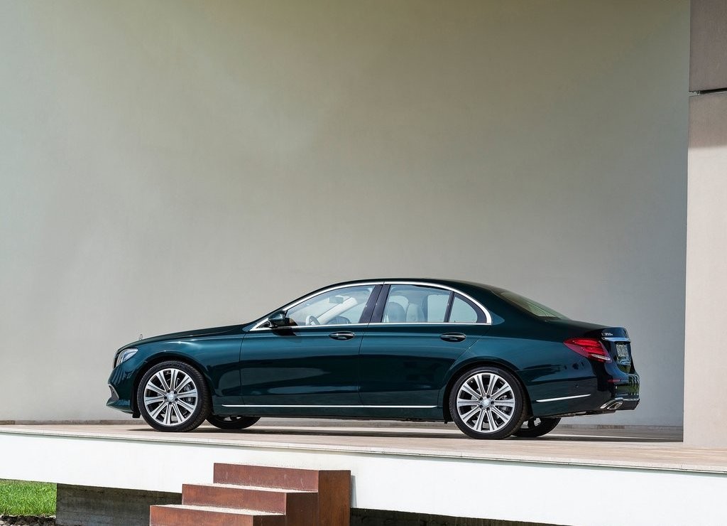MERCEDES-BENZ E CLASS, foto 22