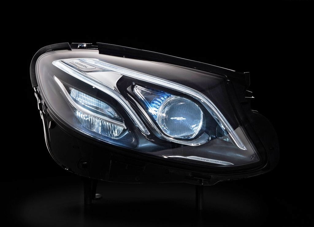 MERCEDES-BENZ E CLASS, foto 57