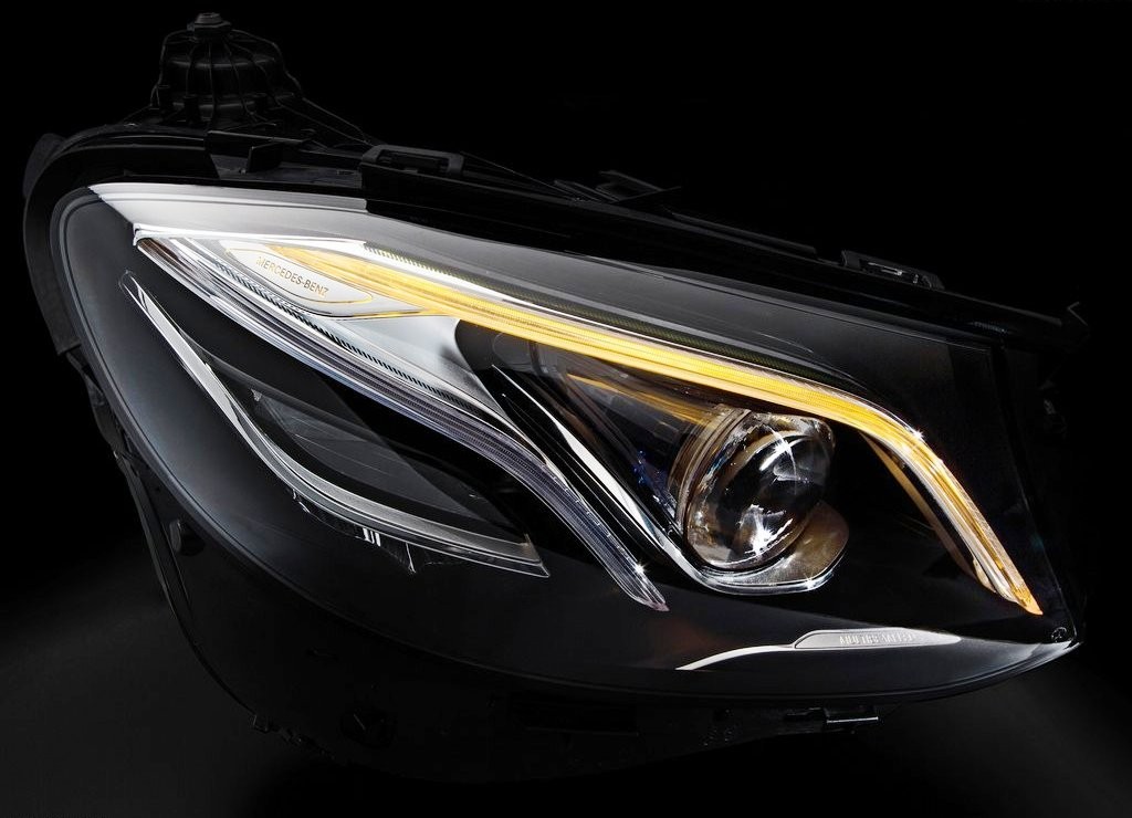 MERCEDES-BENZ E CLASS, foto 63