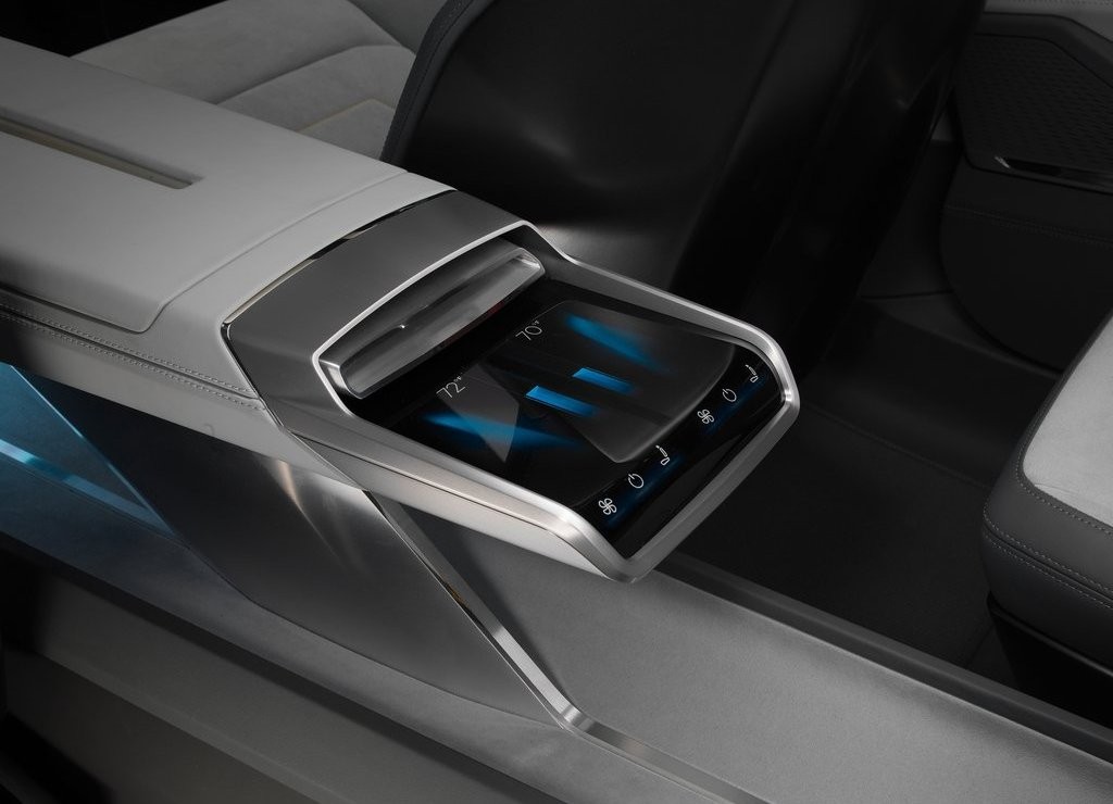 AUDI H-TRON QUATTRO CONCEPT, foto 9