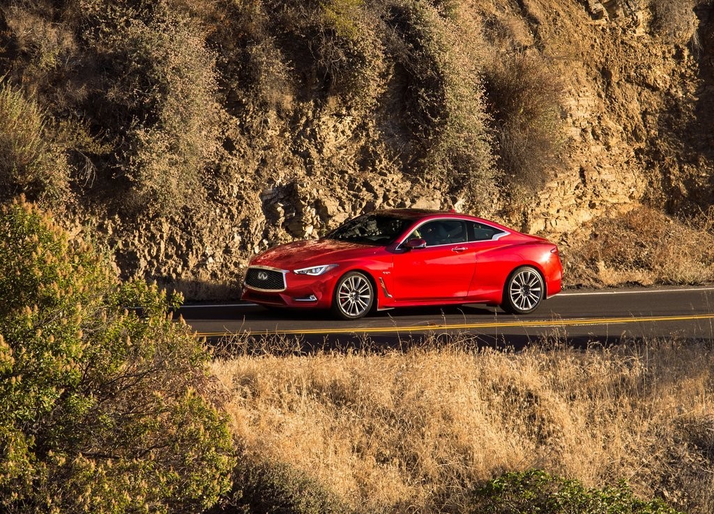 2017 - INFINITI Q60, foto 22