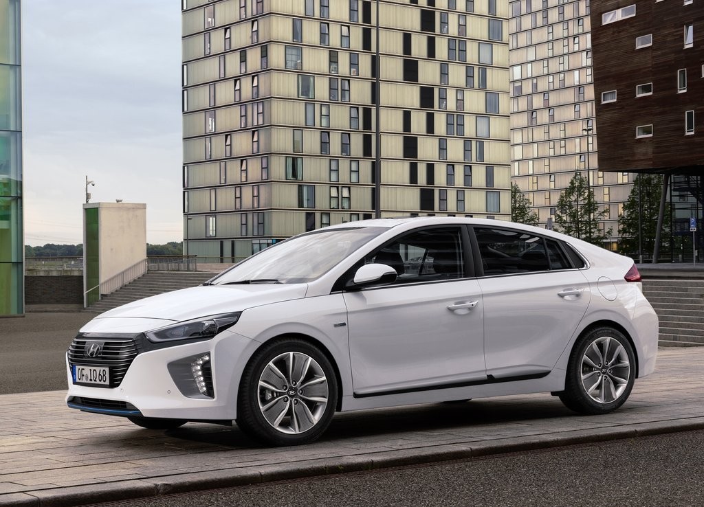 HYUNDAI IONIQ, foto 1