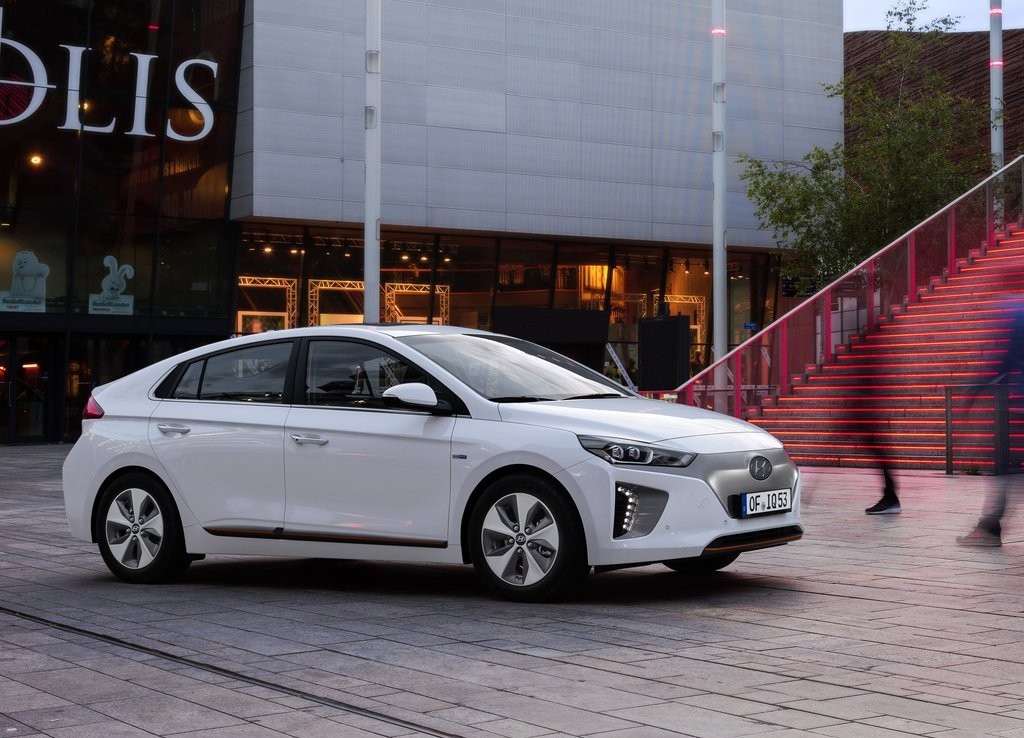 HYUNDAI IONIQ, foto 4