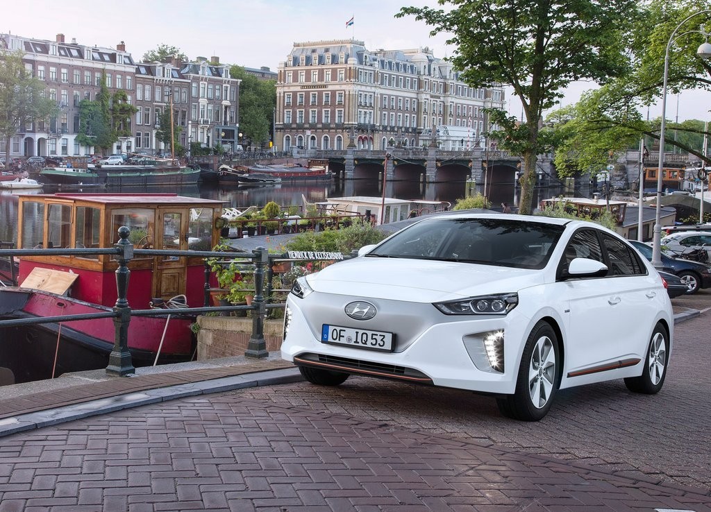 HYUNDAI IONIQ, foto 6