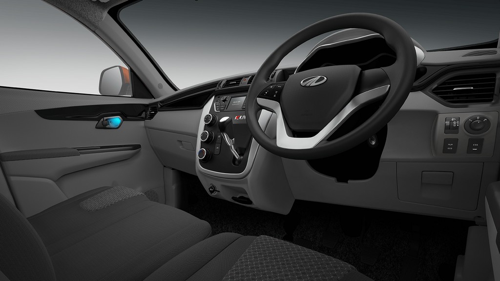 MAHINDRA KUV100, foto 11