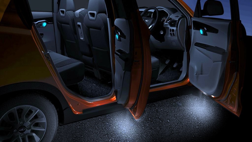 MAHINDRA KUV100, foto 12