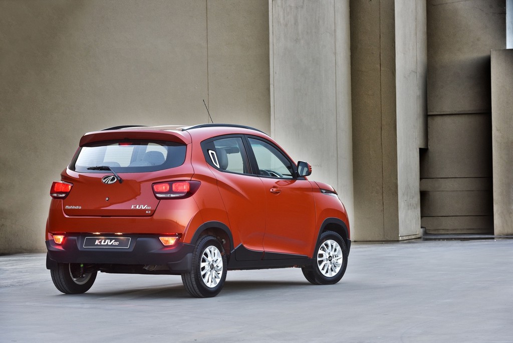 MAHINDRA KUV100, foto 24