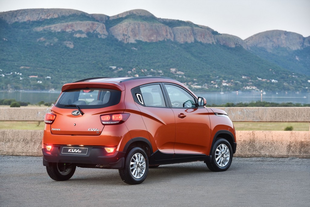 MAHINDRA KUV100, foto 30