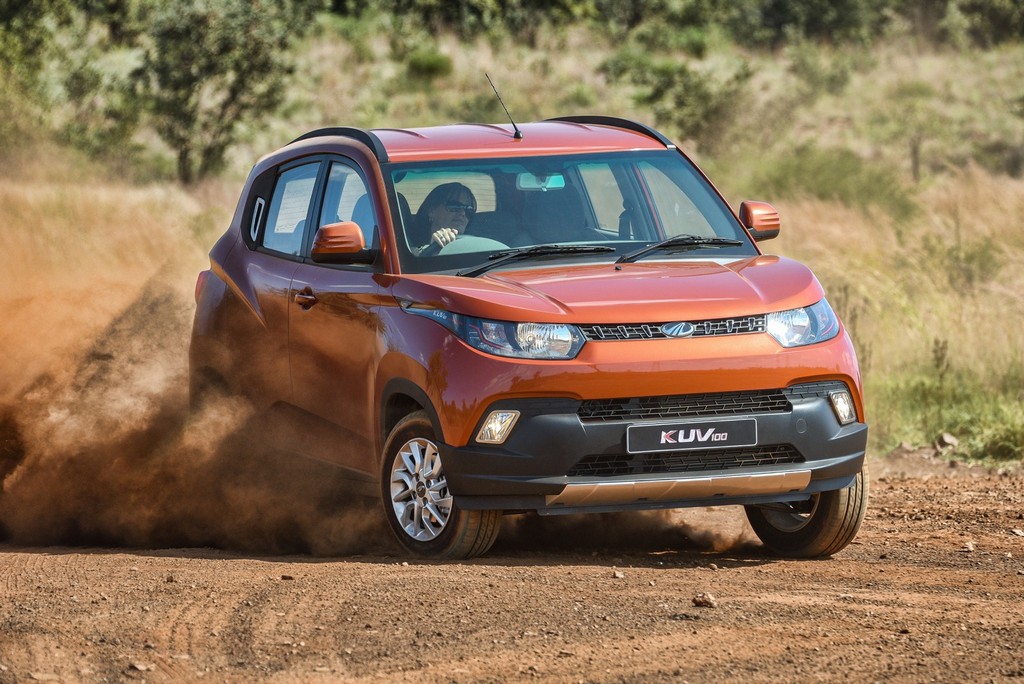 MAHINDRA KUV100, foto 39