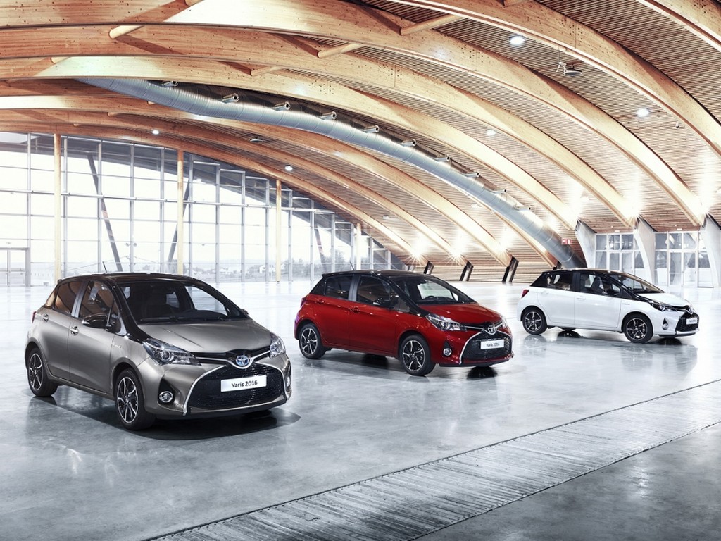 2016 - TOYOTA YARIS HYBRID SQUARE COLLECTION, foto 1