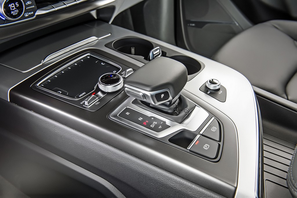 2016 - AUDI Q7, foto 29