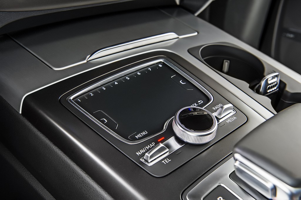 2016 - AUDI Q7, foto 30