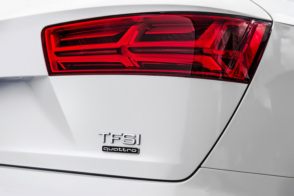 2016 - AUDI Q7, foto 38
