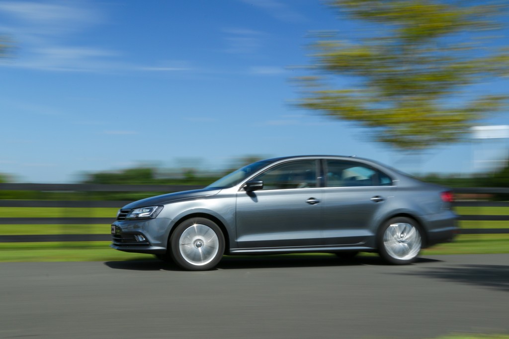 2016 - VOLKSWAGEN NOVO JETTA, foto 5