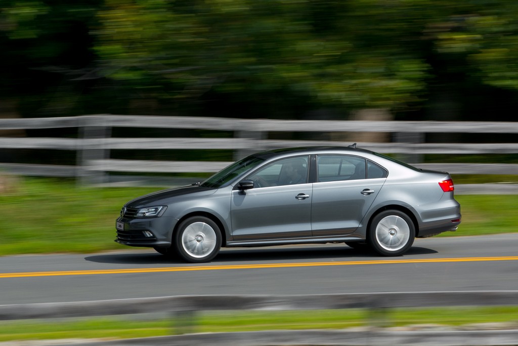 2016 - VOLKSWAGEN NOVO JETTA, foto 10