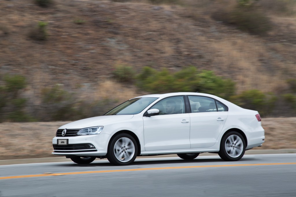 2016 - VOLKSWAGEN NOVO JETTA, foto 13