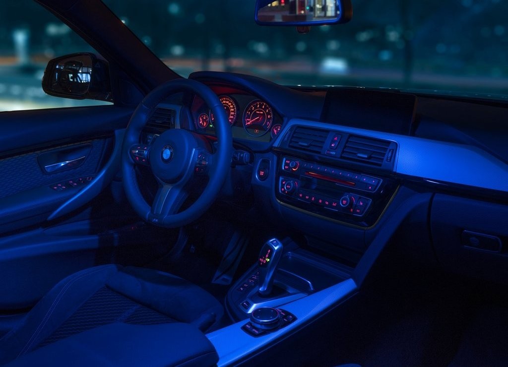 2016 - BMW 330e SEDAN PLUG-IN HYBRID, foto 53