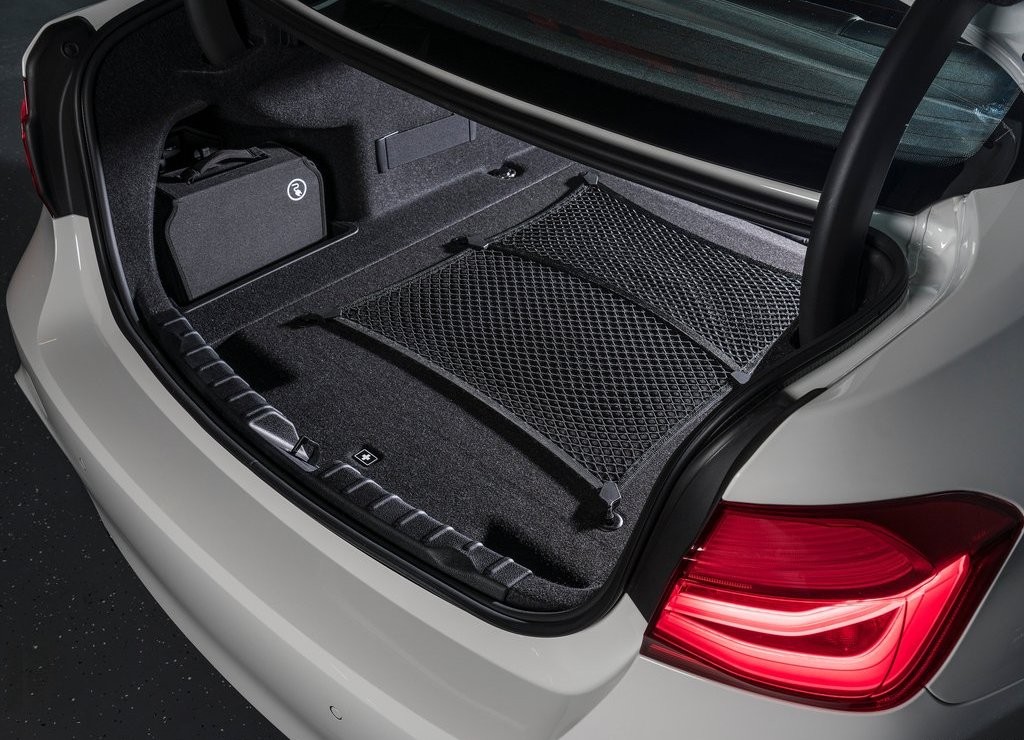 2016 - BMW 330e SEDAN PLUG-IN HYBRID, foto 74