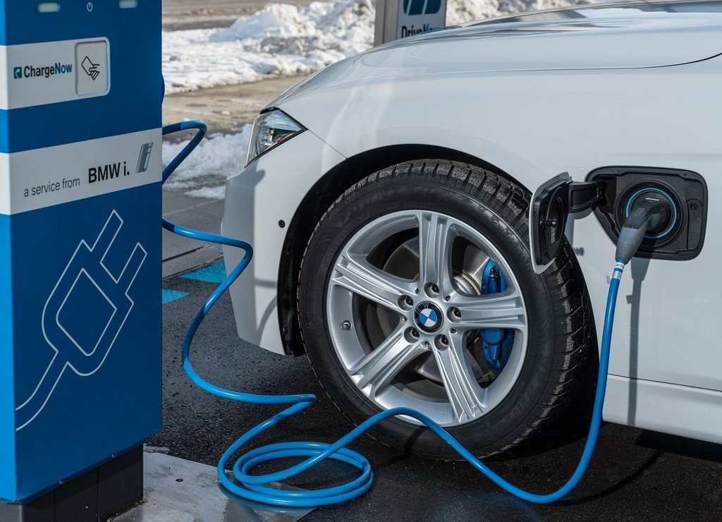2016 - BMW 330e SEDAN PLUG-IN HYBRID, foto 76