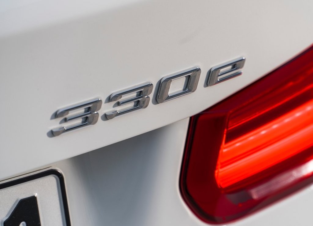 2016 - BMW 330e SEDAN PLUG-IN HYBRID, foto 79