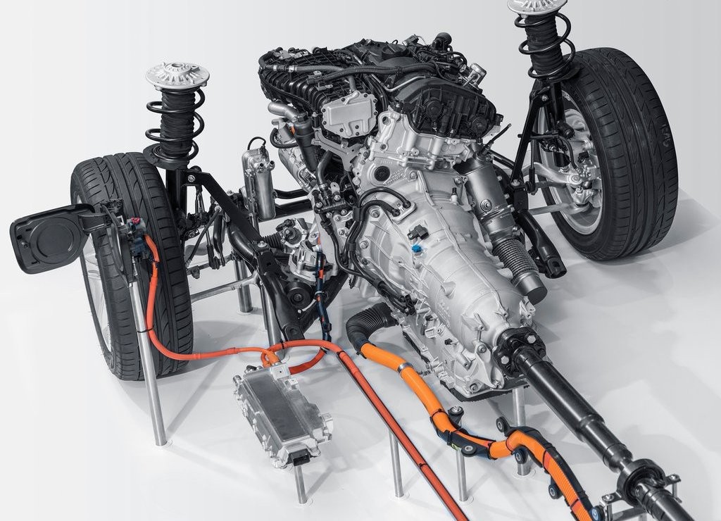 2016 - BMW 330e SEDAN PLUG-IN HYBRID, foto 87