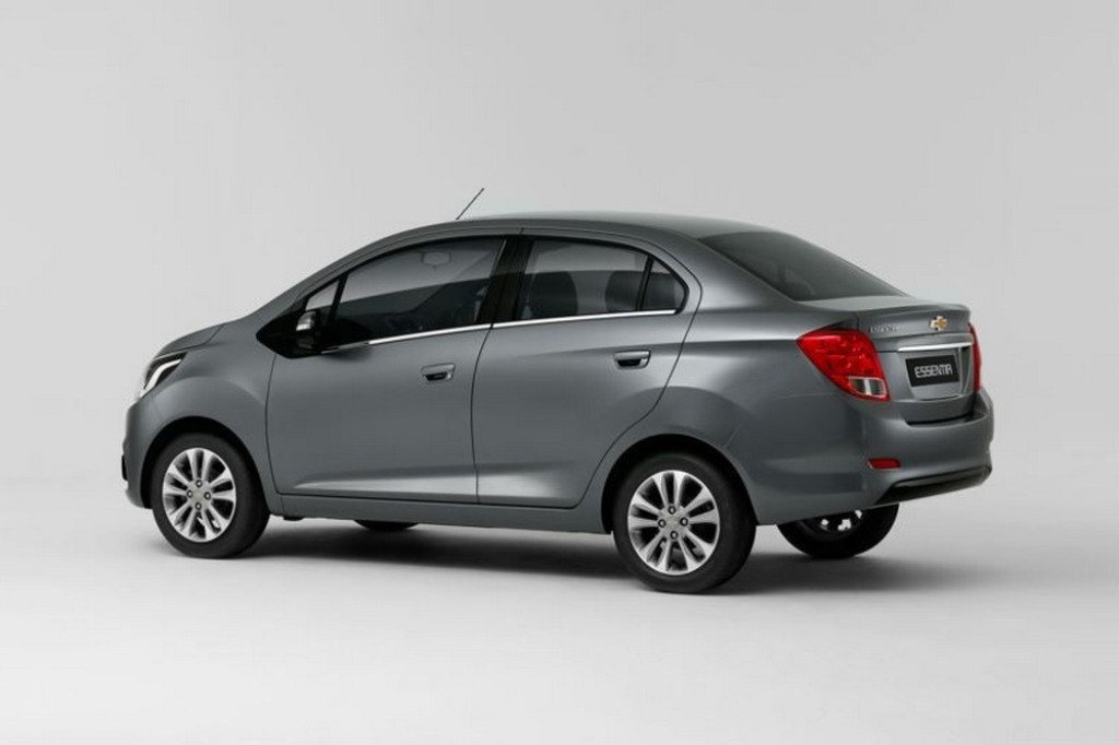 2016 - CHEVROLET ESSENTIA, foto 5