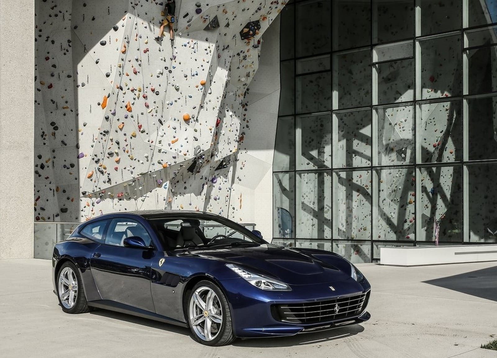 FERRARI GTC4LUSSO, foto 6