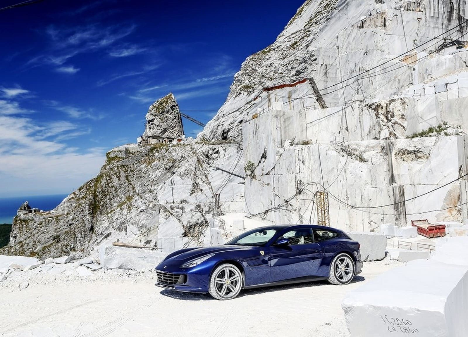 FERRARI GTC4LUSSO, foto 8