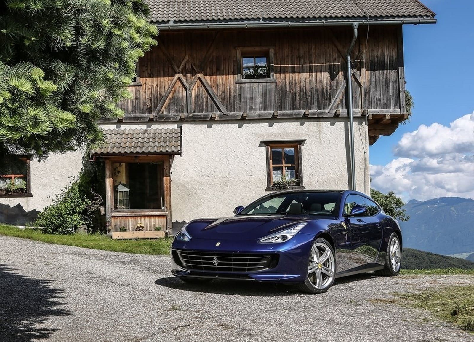 FERRARI GTC4LUSSO, foto 13